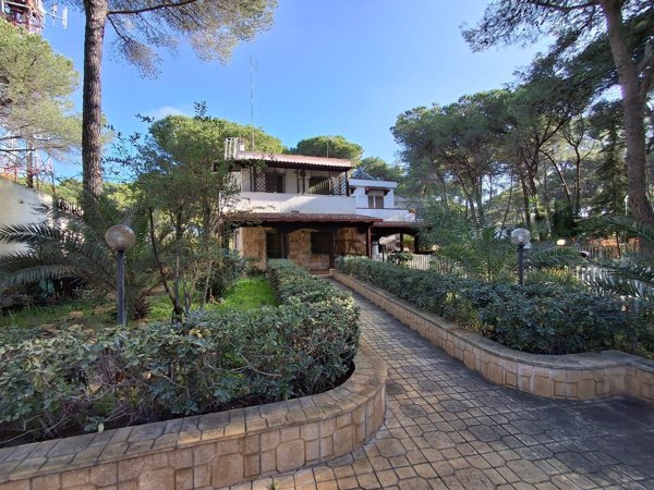 casa indipendente in affitto a Castellaneta