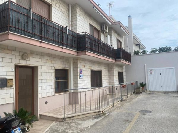 appartamento in affitto a Crispiano