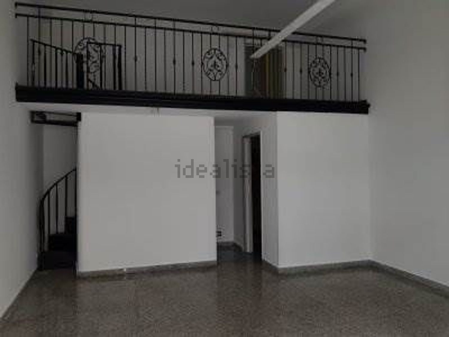 locale commerciale in affitto a Crispiano