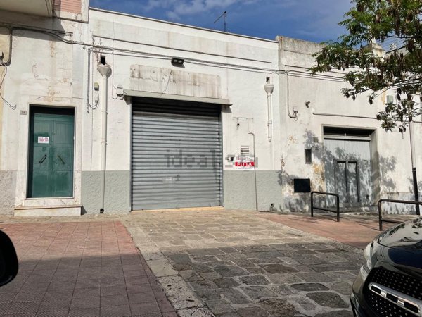 locale commerciale in affitto a Ginosa