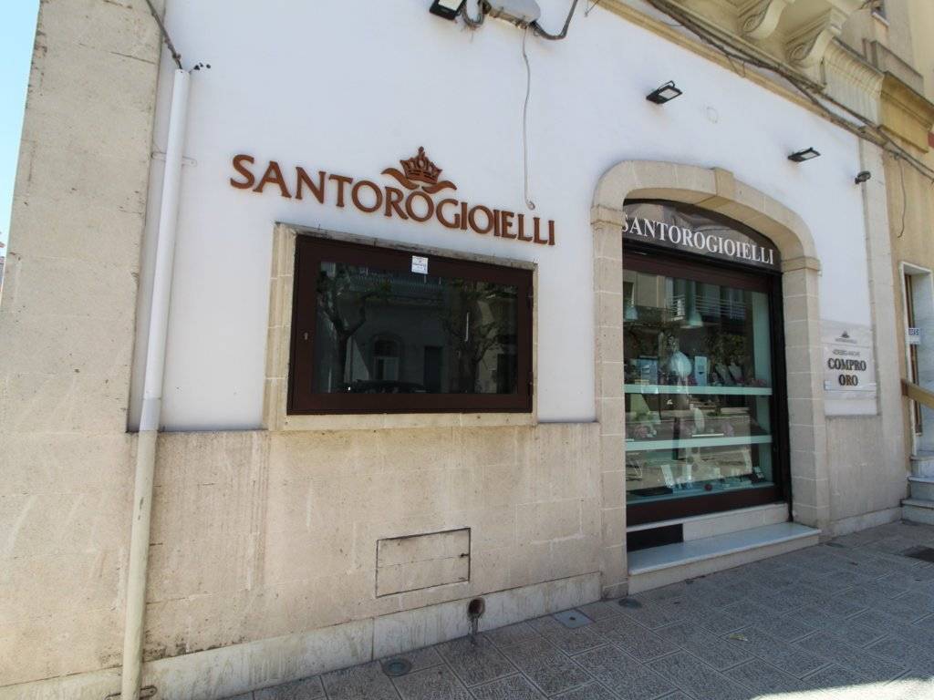 negozio in affitto a Grottaglie