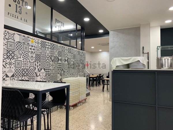 locale commerciale in affitto a Grottaglie