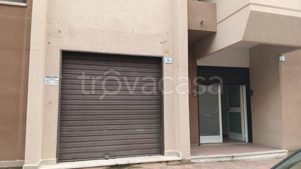 negozio in affitto a Grottaglie