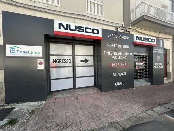 locale commerciale in affitto a Grottaglie