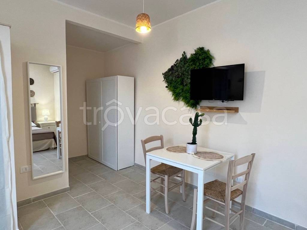 appartamento in affitto a Leporano