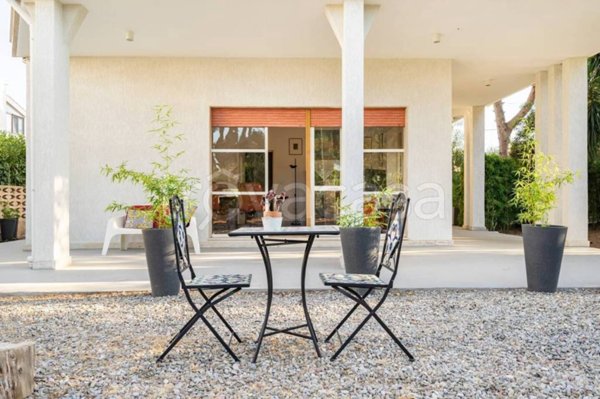 casa indipendente in affitto a Leporano