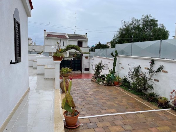 appartamento in affitto a Leporano