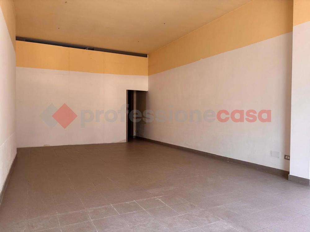 negozio in affitto a Manduria