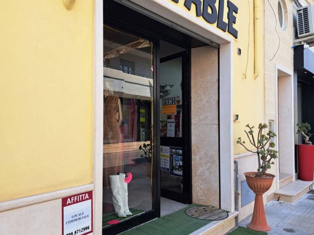negozio in affitto a Manduria