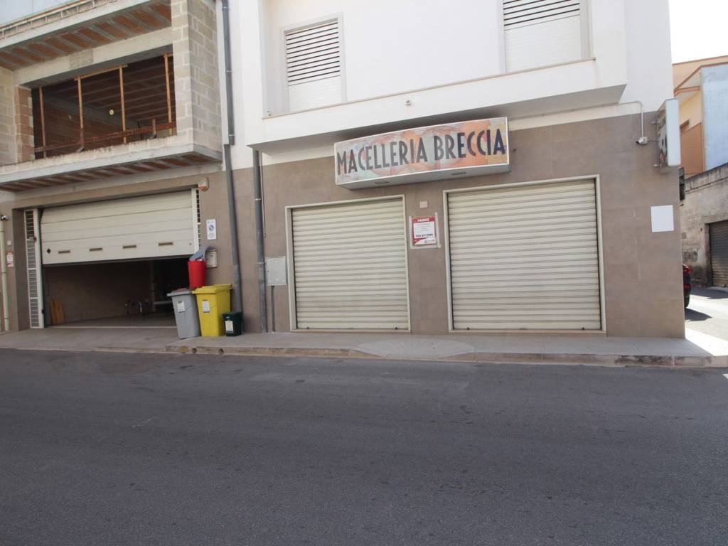 negozio in affitto a Manduria
