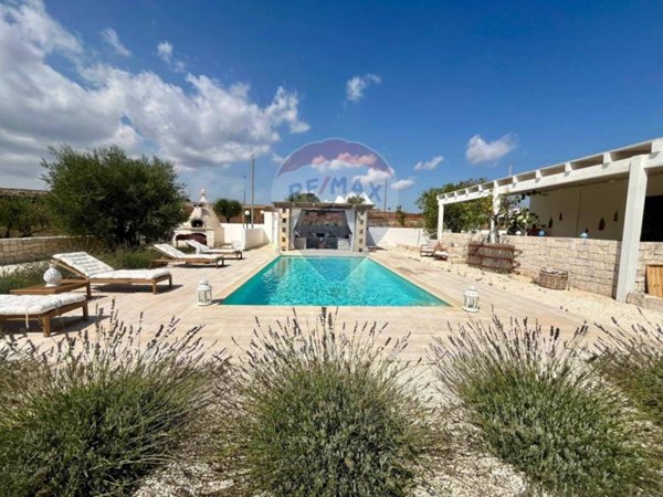 villa in affitto a Martina Franca in zona Papadomenico