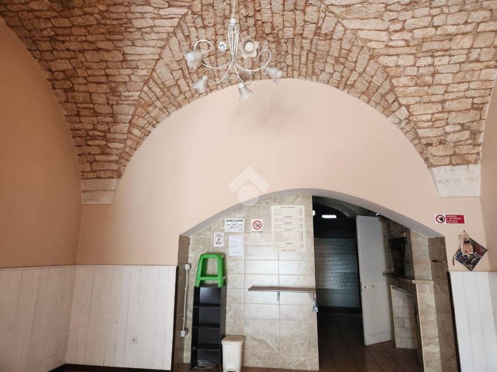 negozio in affitto a Martina Franca in zona Centro Storico