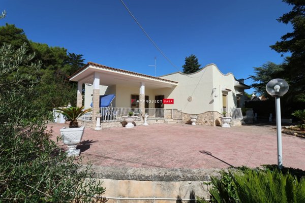 casa indipendente in affitto a Martina Franca