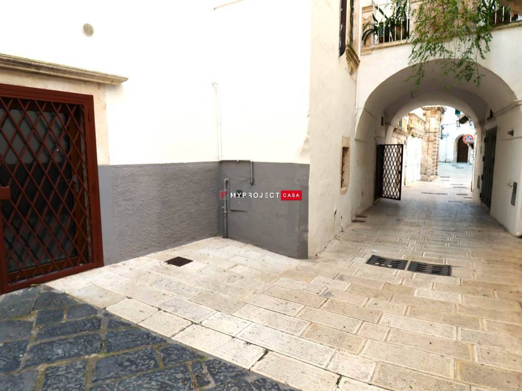 locale commerciale in affitto a Martina Franca in zona Centro Storico