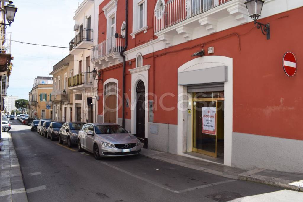 negozio in affitto a Martina Franca in zona Centro Storico