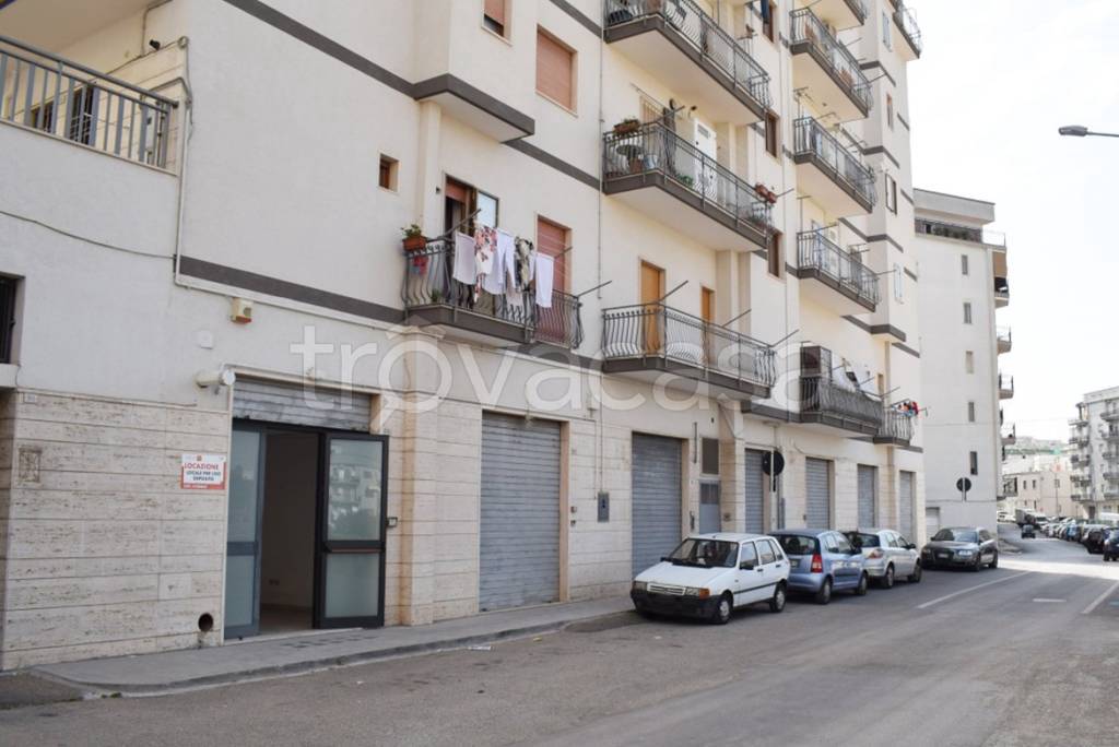 locale commerciale in affitto a Martina Franca