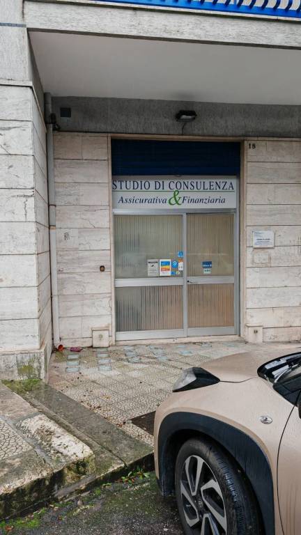 negozio in affitto a Martina Franca