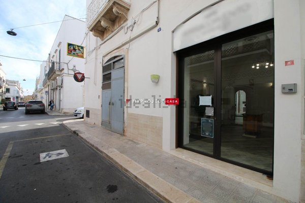 locale commerciale in affitto a Martina Franca