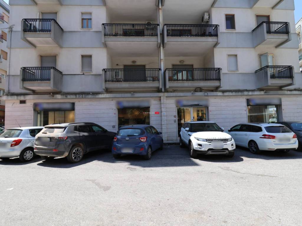 locale commerciale in affitto a Martina Franca
