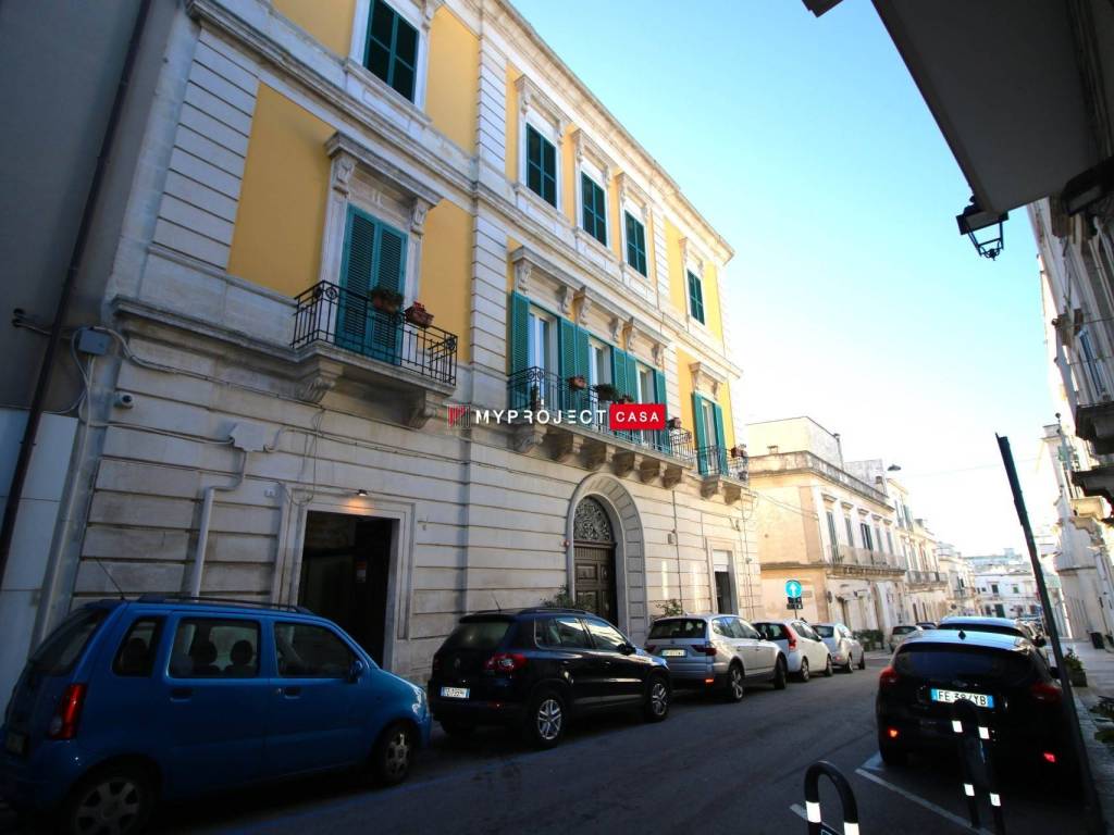 negozio in affitto a Martina Franca in zona Centro Storico