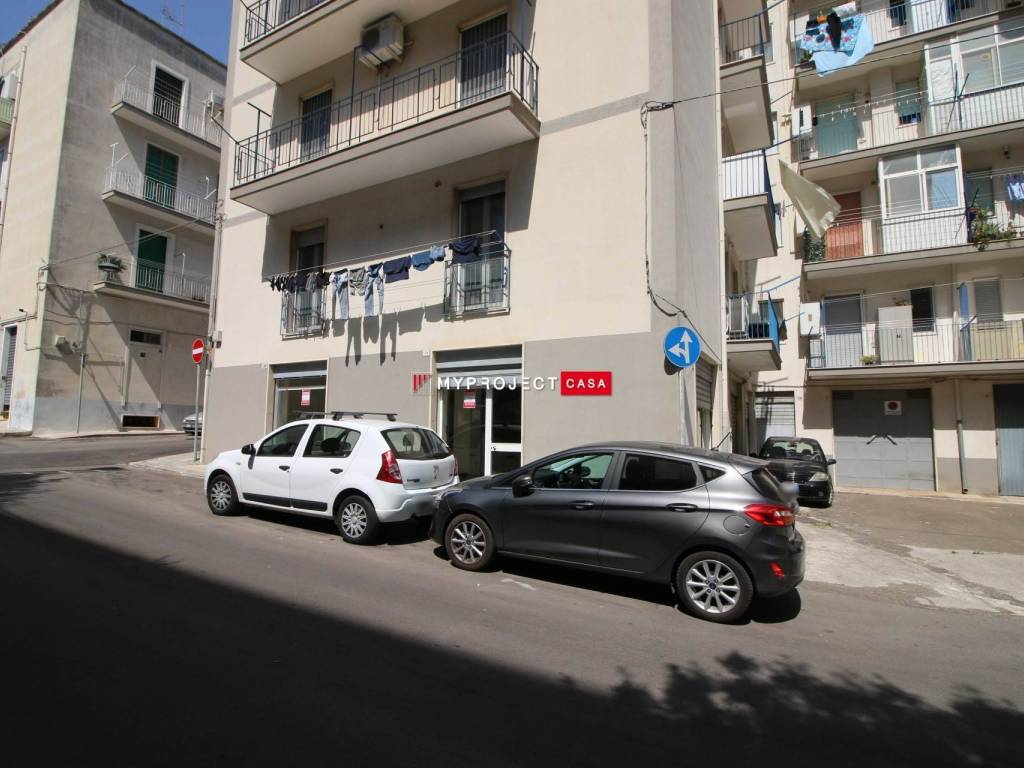 locale commerciale in affitto a Martina Franca