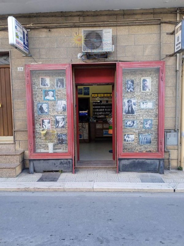 locale commerciale in affitto a Maruggio