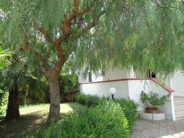 casa indipendente in affitto a Maruggio in zona Acqua Dolce