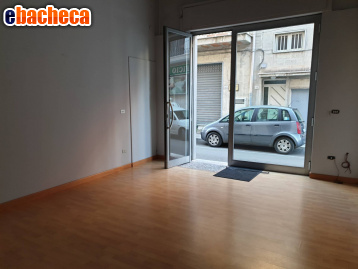 locale commerciale in affitto a Massafra