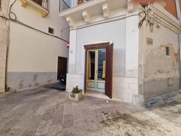locale commerciale in affitto a Massafra