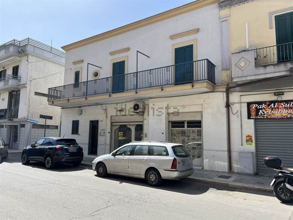 locale commerciale in affitto a Palagiano