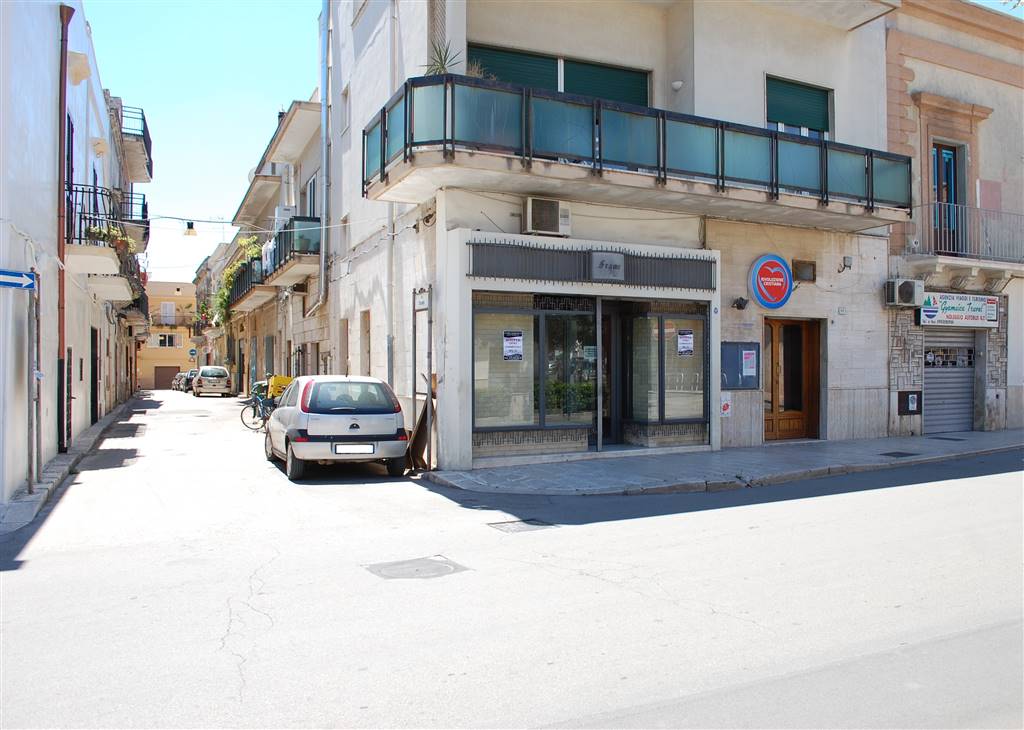 locale commerciale in affitto a Palagiano