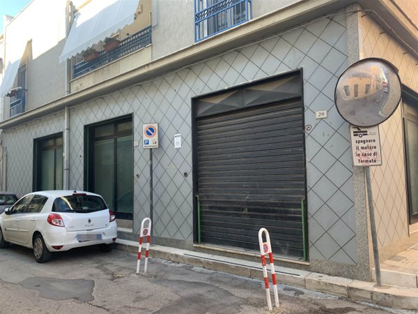 locale commerciale in affitto a Palagiano