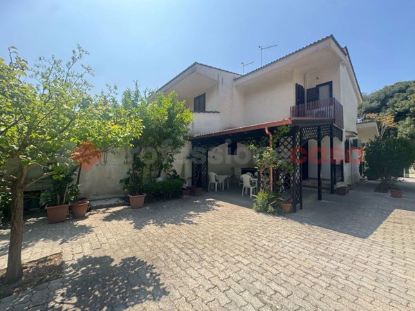 casa indipendente in affitto a Pulsano