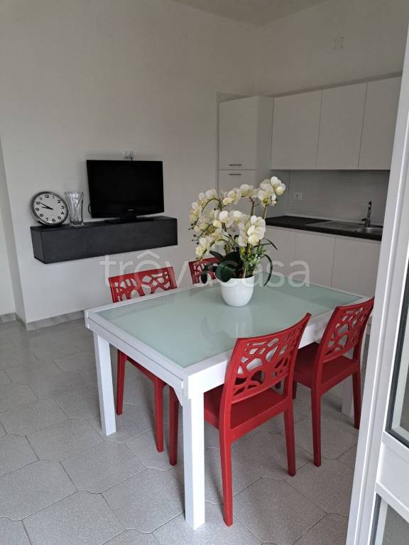 casa indipendente in affitto a Pulsano in zona Marina di Pulsano