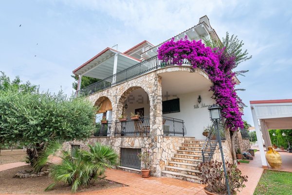 appartamento in affitto a Pulsano in zona Marina di Pulsano