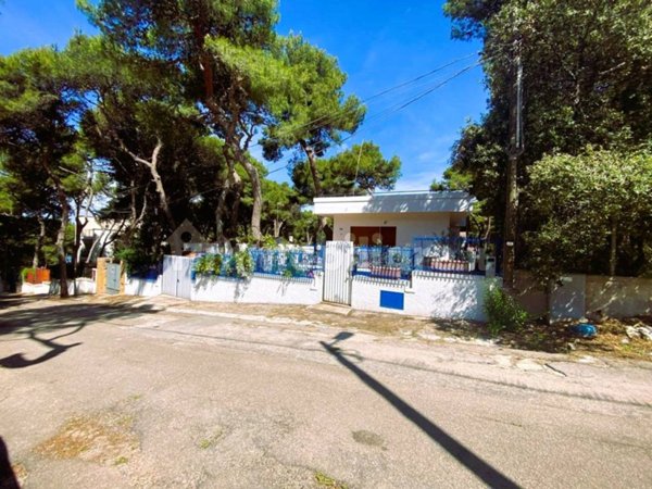 casa indipendente in affitto a Pulsano in zona Marina di Pulsano
