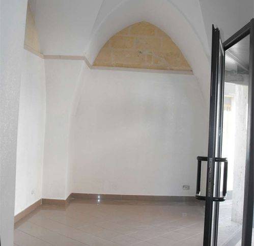 negozio in affitto a San Giorgio Ionico