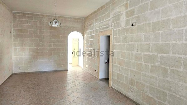 locale commerciale in affitto a San Giorgio Ionico