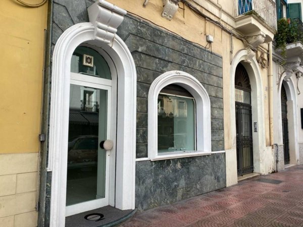 locale commerciale in affitto a Taranto in zona Borgo