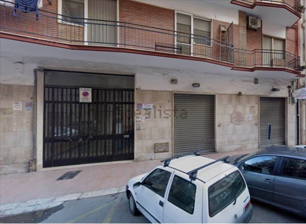 locale commerciale in affitto a Taranto