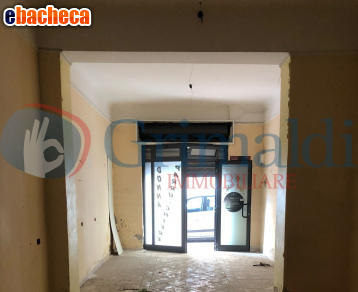 locale commerciale in affitto a Taranto in zona Tre Carrare-Battisti