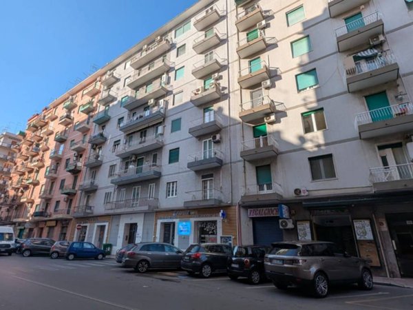 ufficio in affitto a Taranto in zona Tre Carrare-Battisti