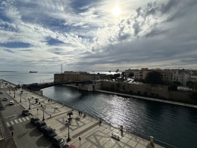 appartamento in affitto a Taranto in zona Borgo