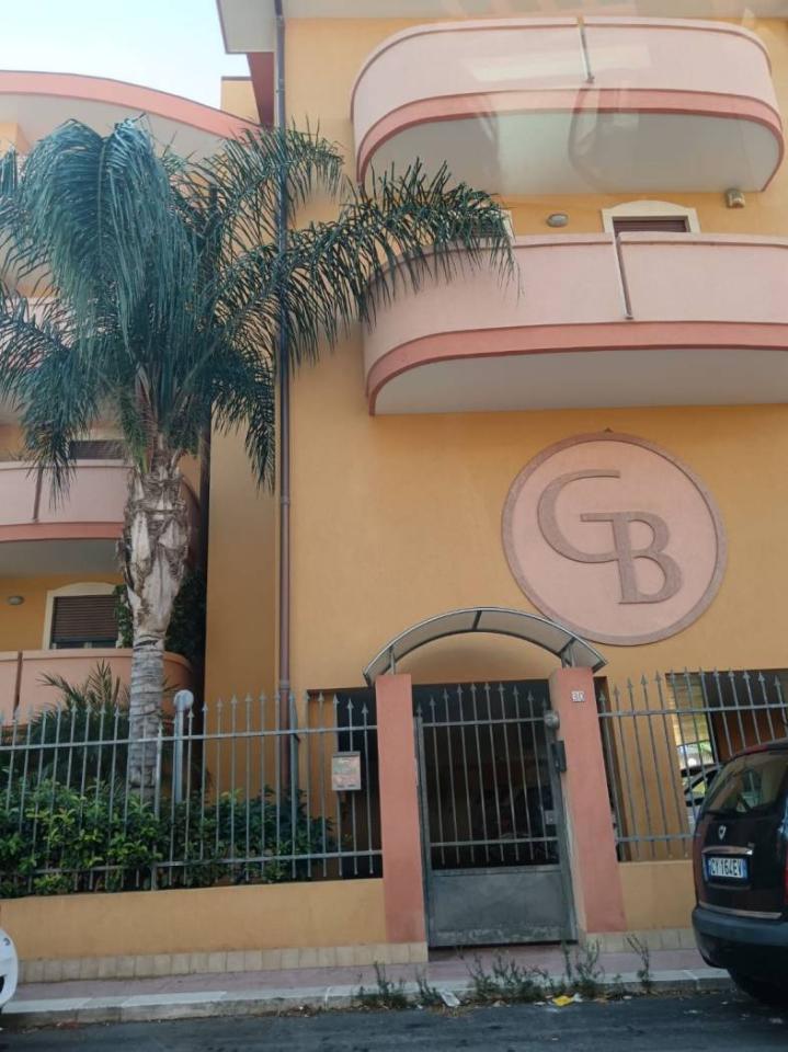 appartamento in affitto a Taranto in zona Solito-Corvisea