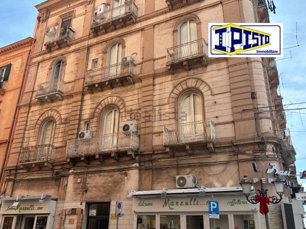 appartamento in affitto a Taranto in zona Borgo