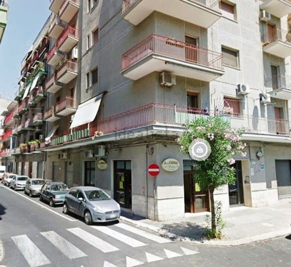 locale commerciale in affitto a Taranto