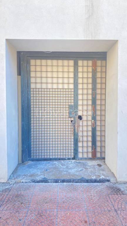 locale commerciale in affitto a Taranto in zona Borgo