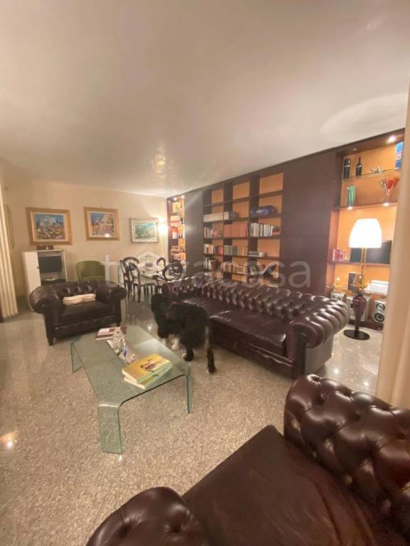 appartamento in affitto a Taranto in zona Borgo