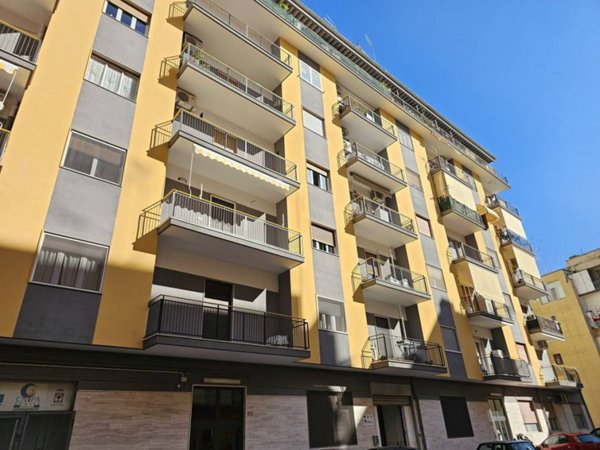 appartamento in affitto a Taranto in zona Borgo