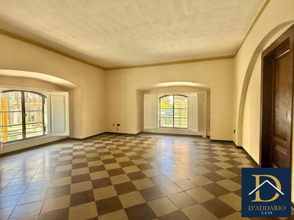 appartamento in affitto a Taranto in zona Borgo